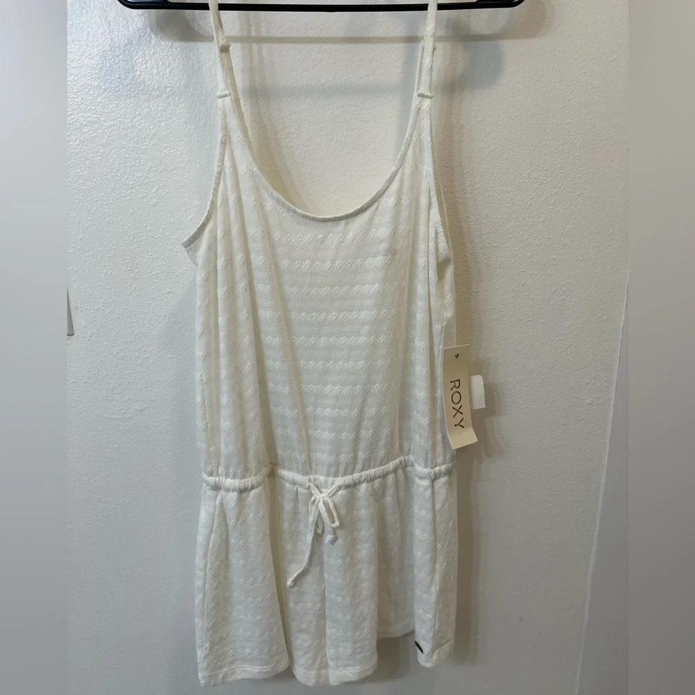 Roxy Tank Top Romper NWT. White. Lacey. Lightweight. Size small. Women's. - Picture 4 of 5